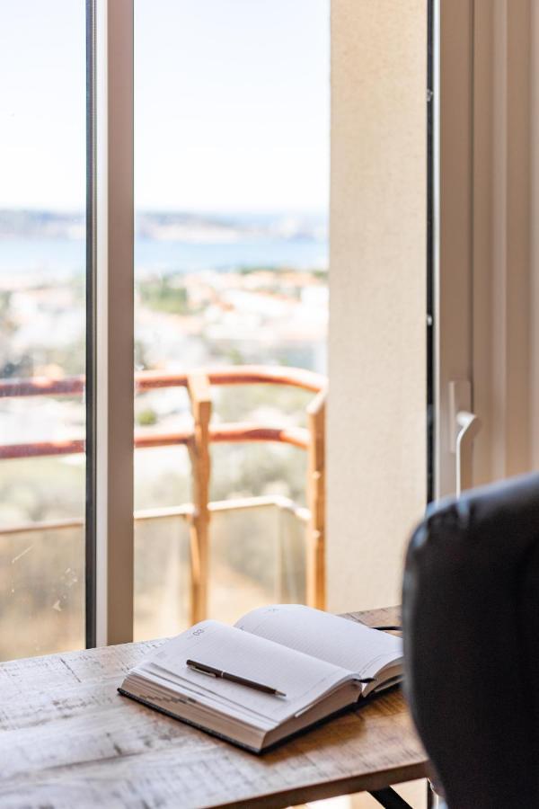 Belvedere Tm Flat With A Magnificent View * Lisboa